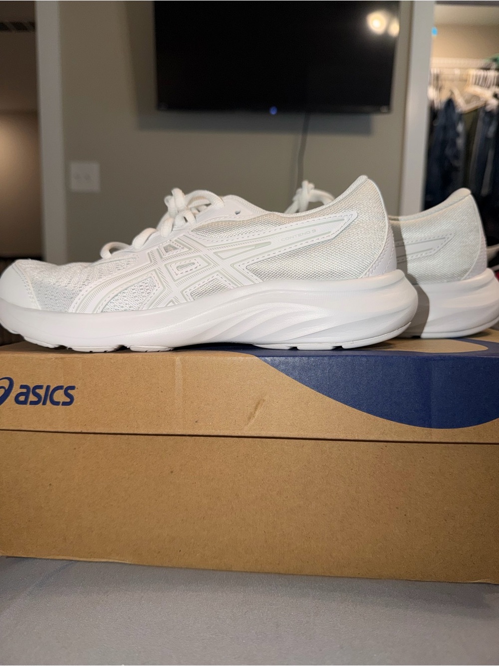ASICS Contend - Size 5.5/38